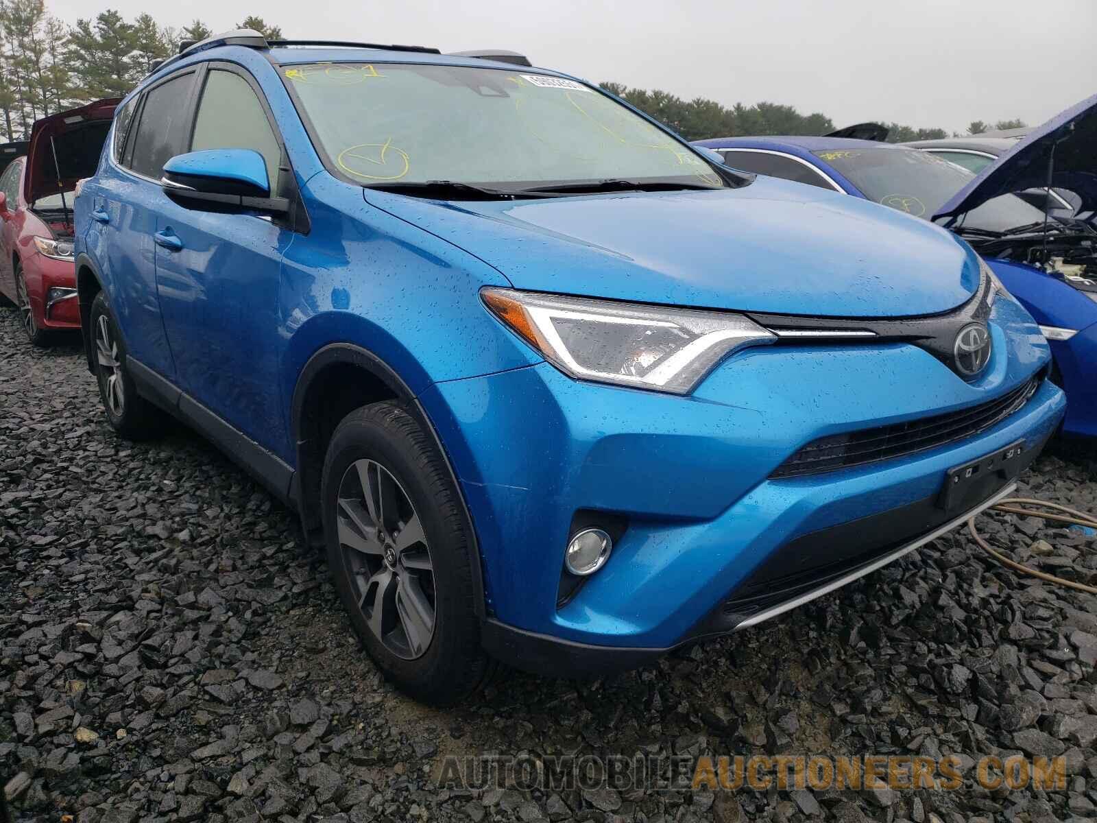 JTMRFREV0JD233367 TOYOTA RAV4 2018