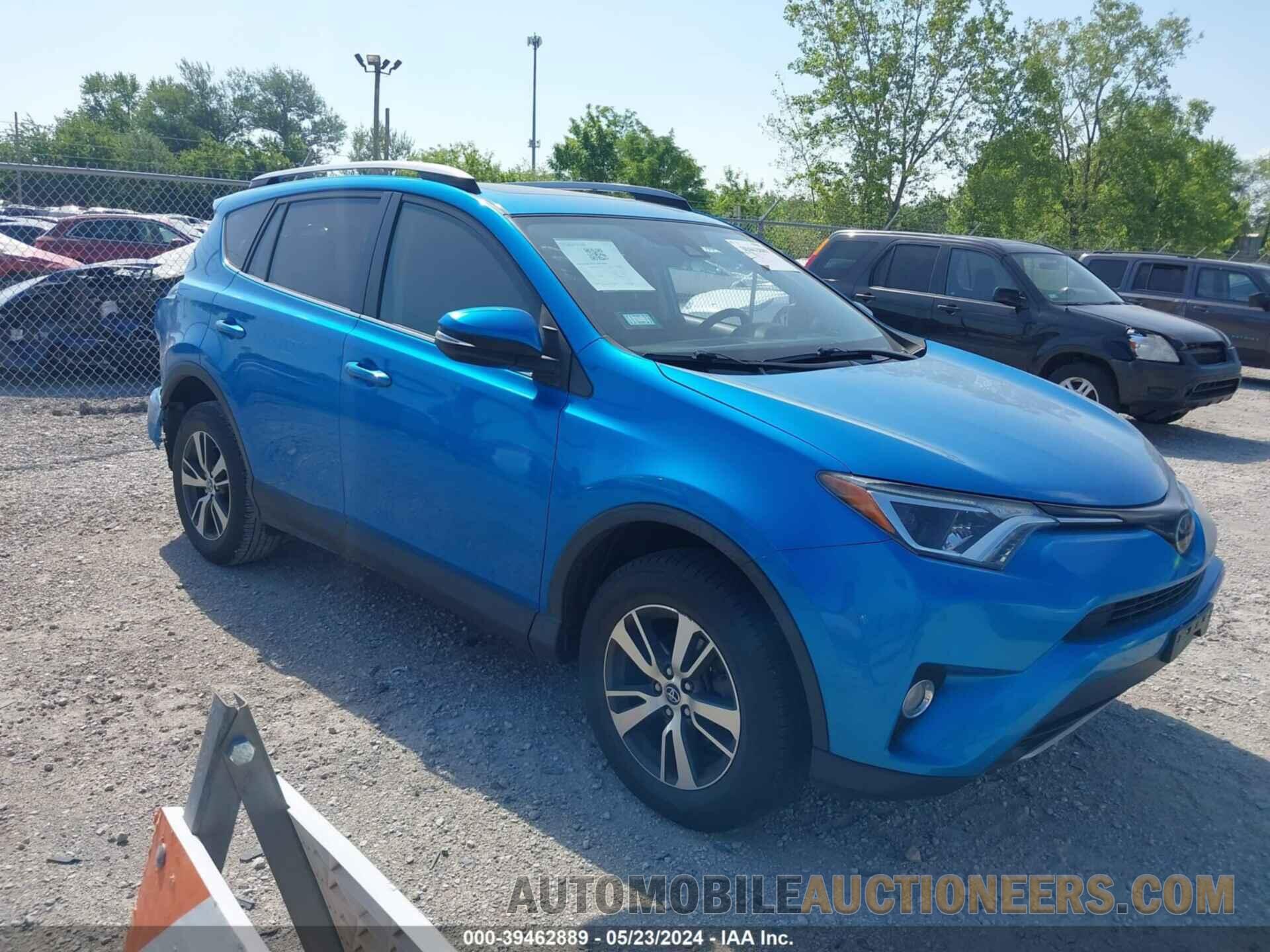 JTMRFREV0JD235197 TOYOTA RAV4 2018