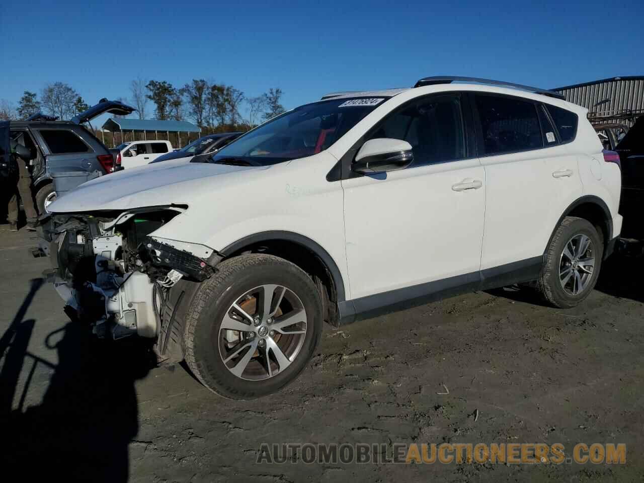 JTMRFREV0JJ190358 TOYOTA RAV4 2018