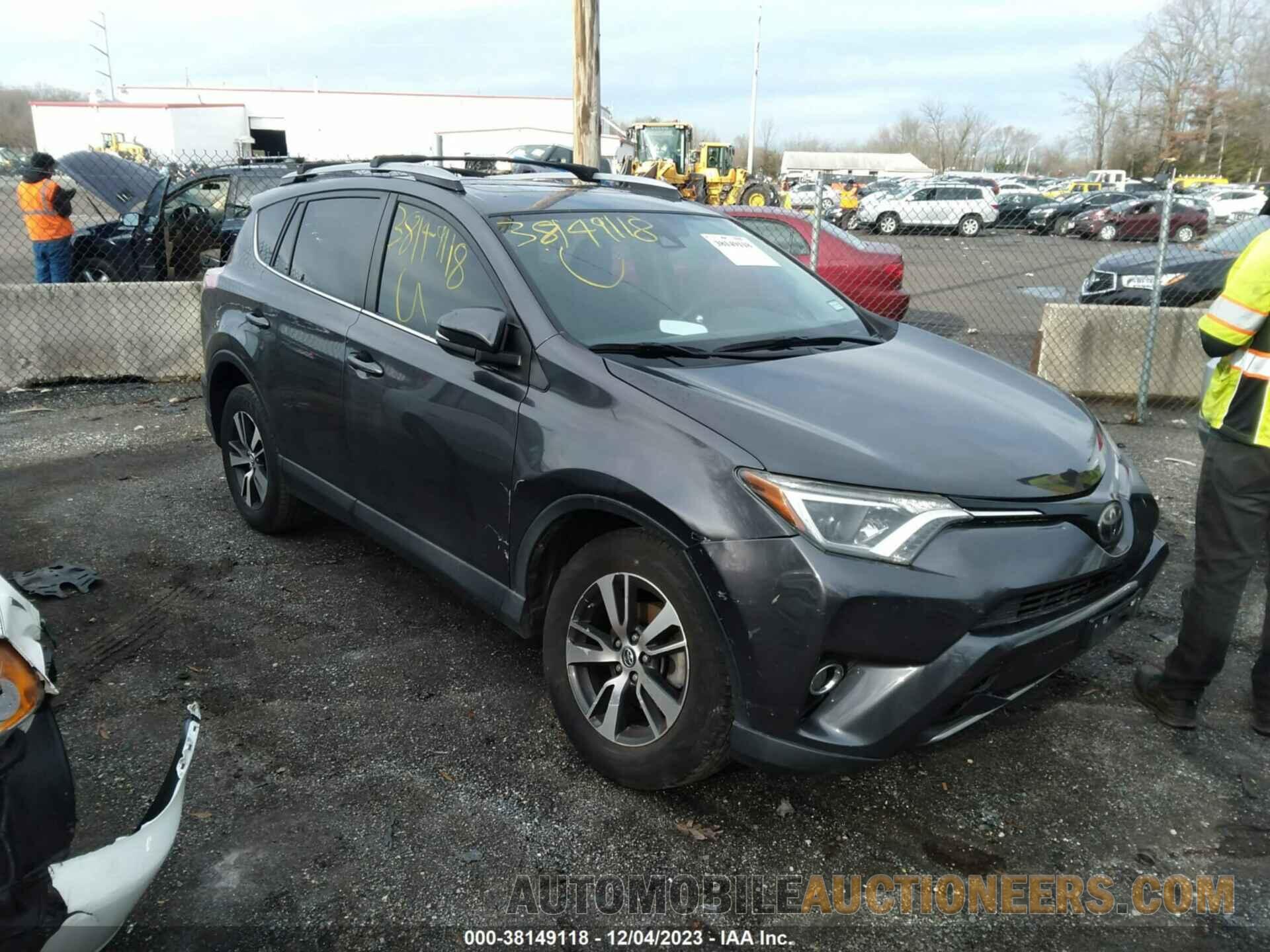 JTMRFREV0JJ192546 TOYOTA RAV4 2018