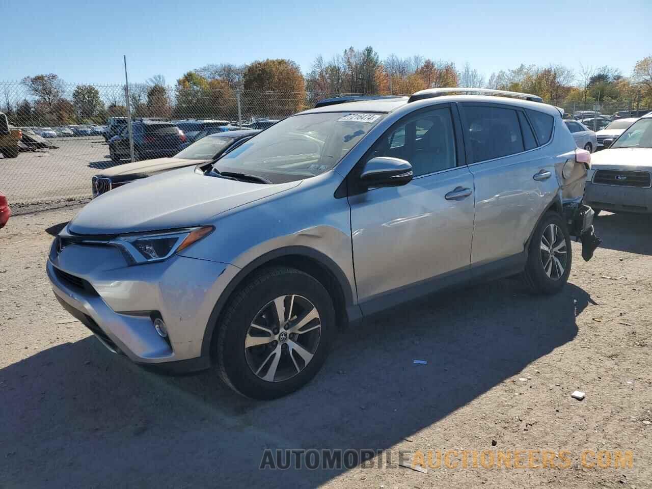 JTMRFREV0JJ193390 TOYOTA RAV4 2018