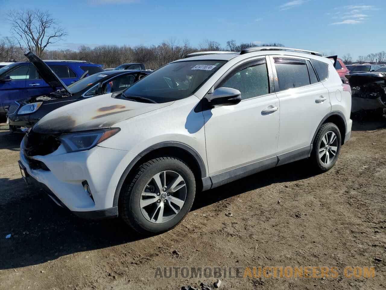 JTMRFREV0JJ253684 TOYOTA RAV4 2018