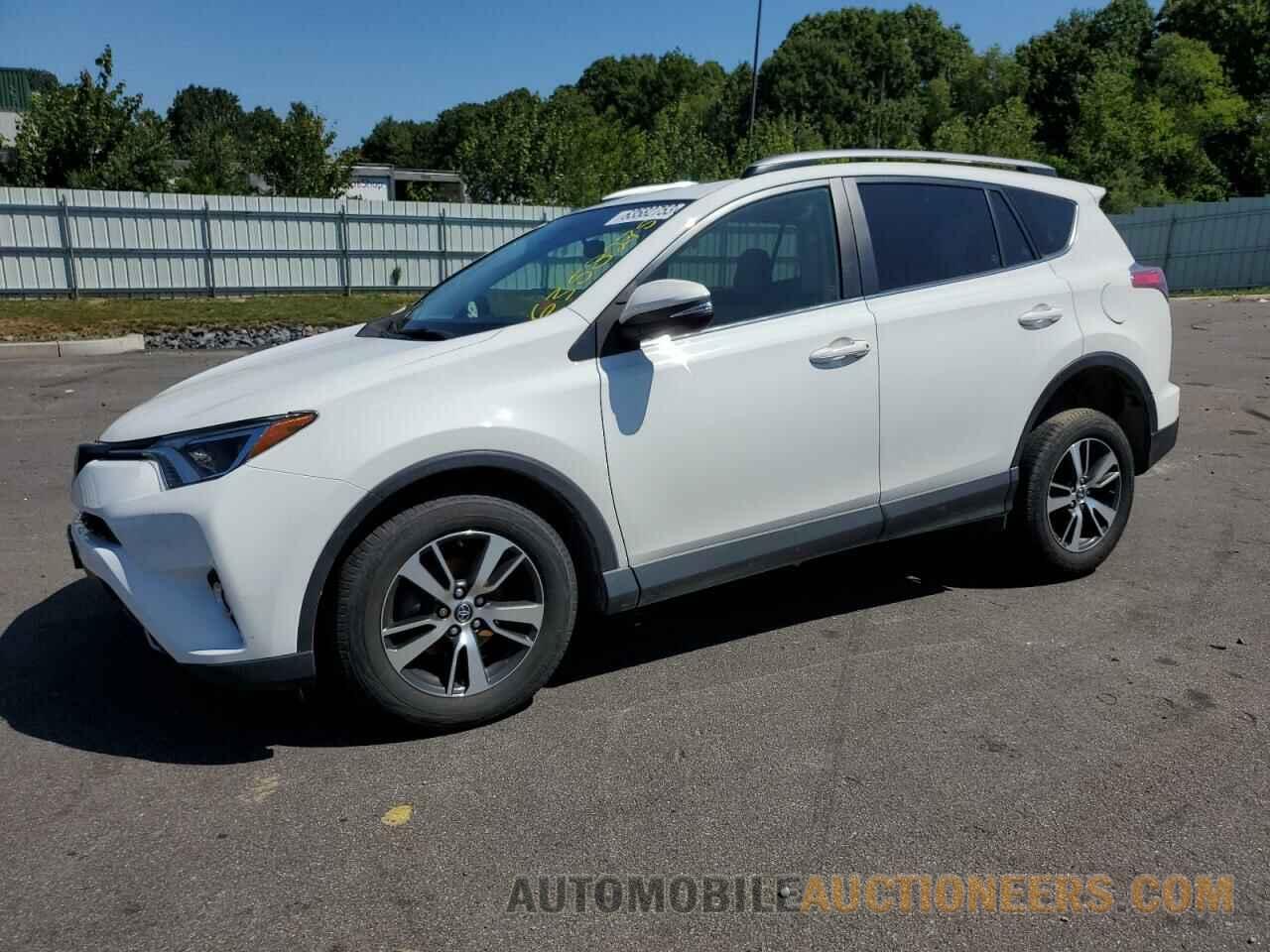 JTMRFREV0JJ719145 TOYOTA RAV4 2018