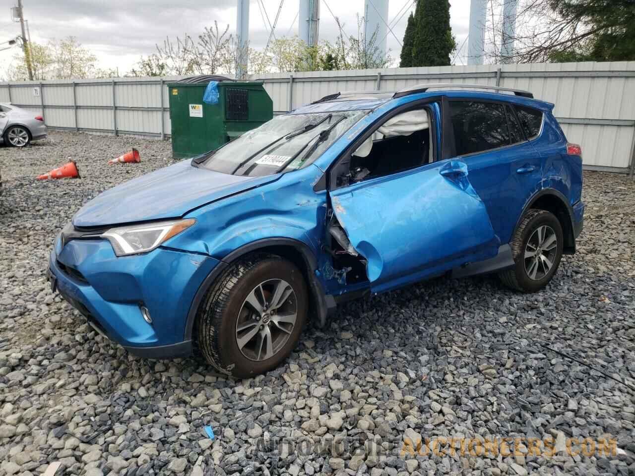 JTMRFREV0JJ719856 TOYOTA RAV4 2018