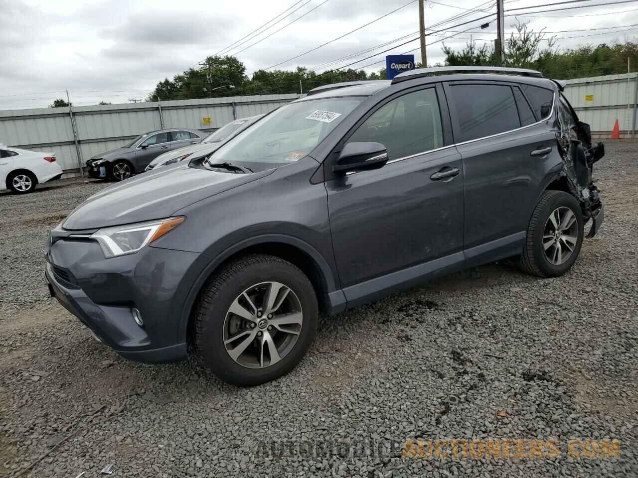 JTMRFREV0JJ720246 TOYOTA RAV4 2018