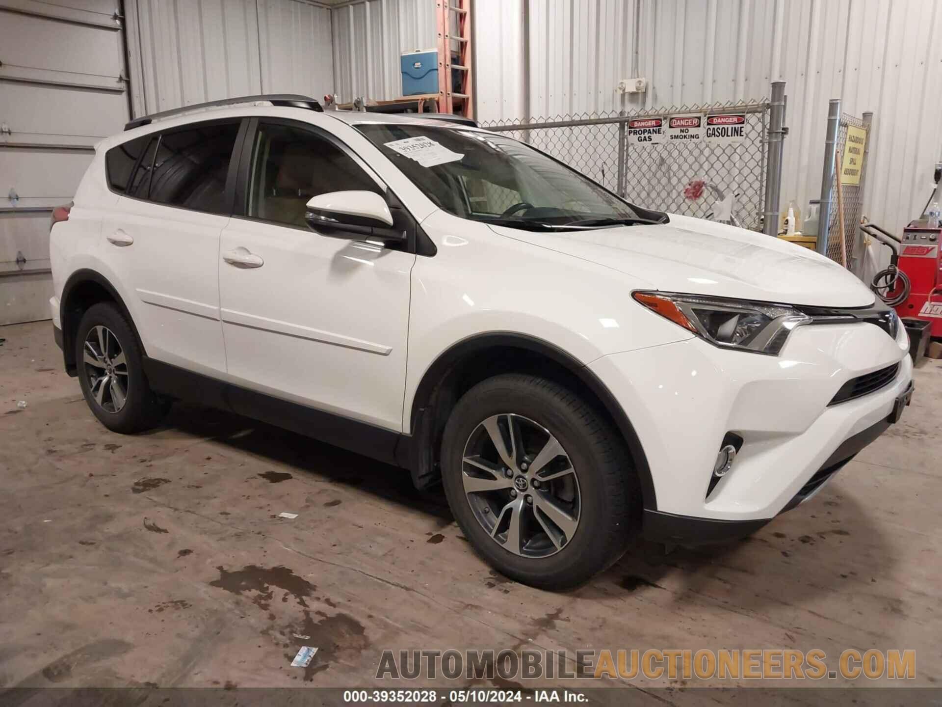 JTMRFREV0JJ723308 TOYOTA RAV4 2018