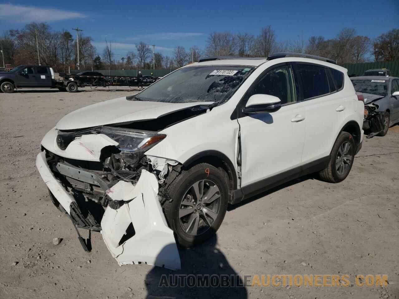 JTMRFREV0JJ743686 TOYOTA RAV4 2018