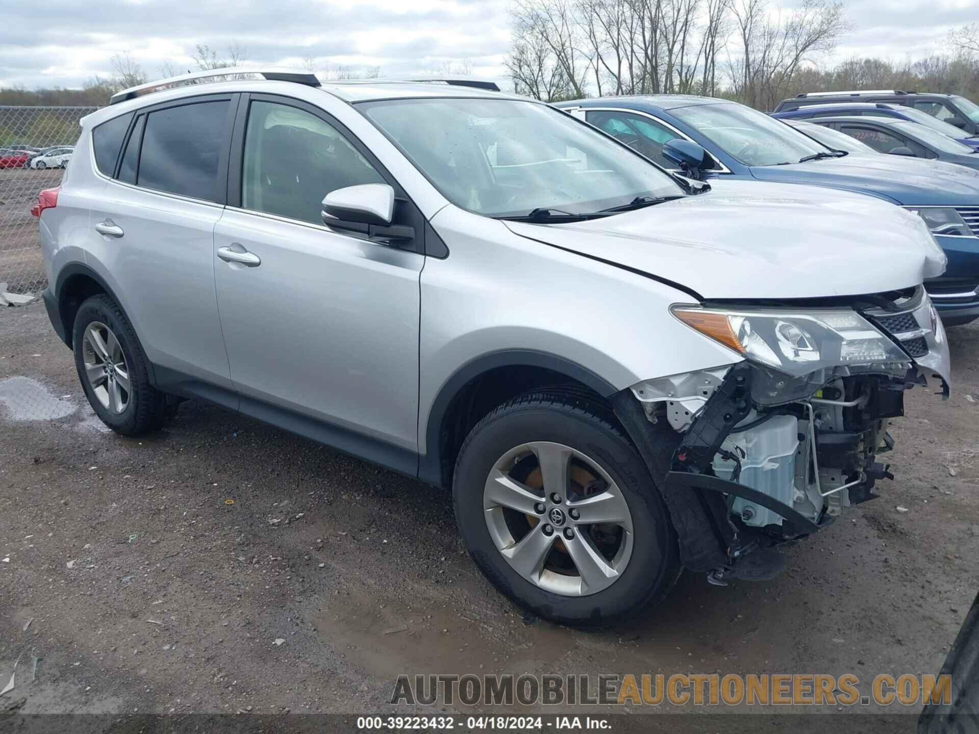 JTMRFREV1FD172067 TOYOTA RAV4 2015