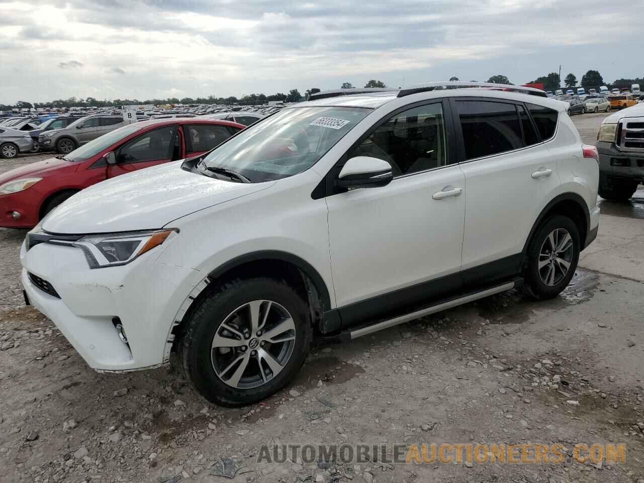 JTMRFREV1GD186830 TOYOTA RAV4 2016