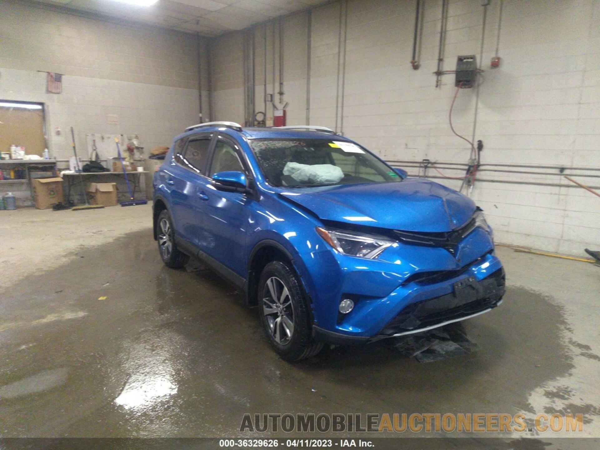 JTMRFREV1GJ092691 TOYOTA RAV4 2016