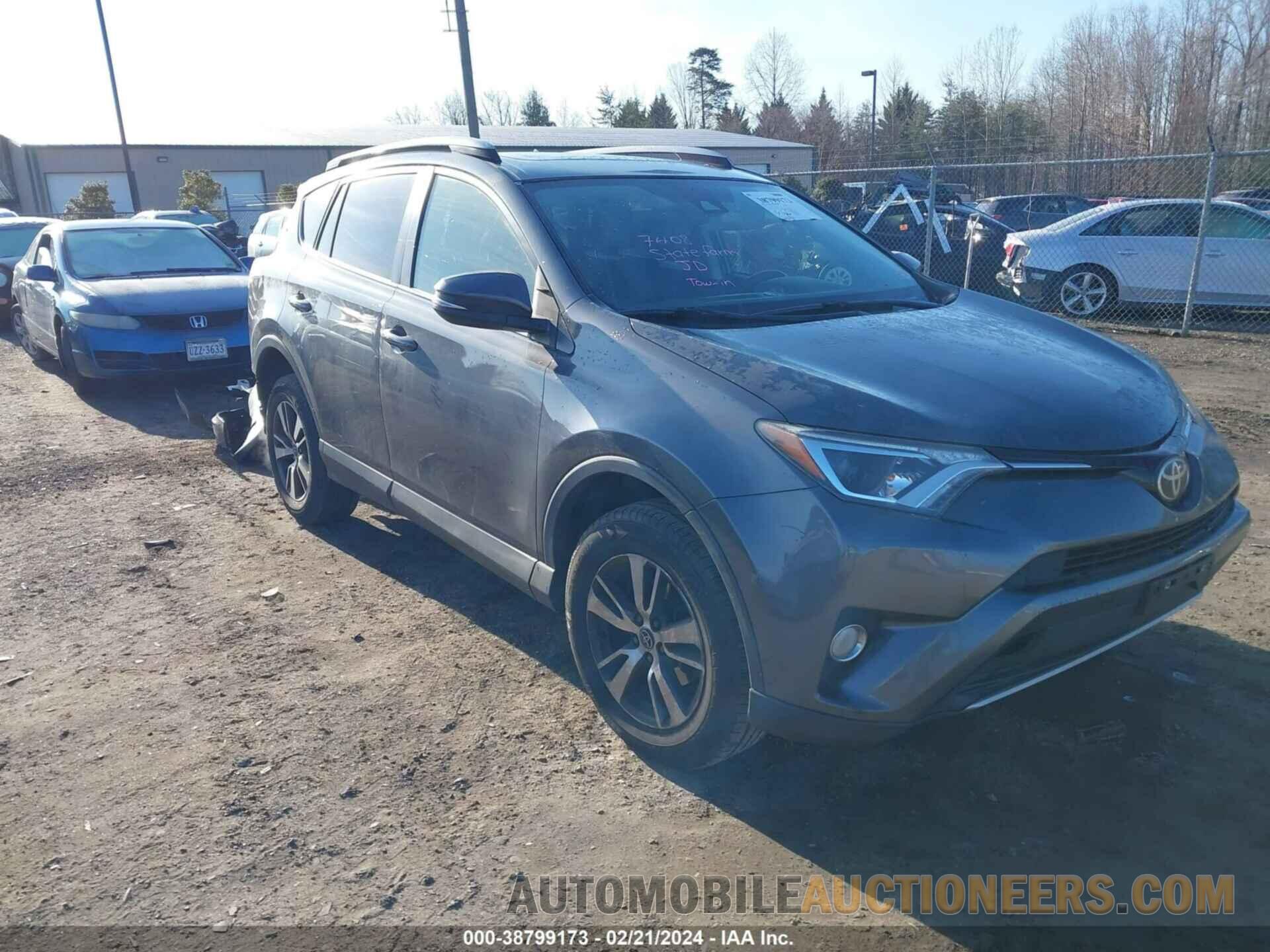 JTMRFREV1HD203367 TOYOTA RAV4 2017