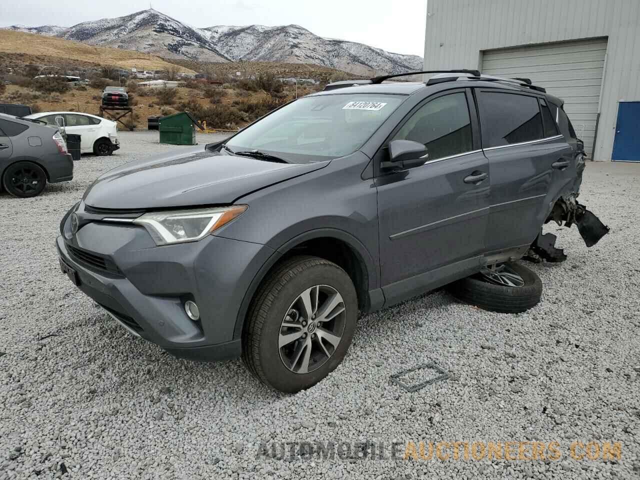 JTMRFREV1HD213932 TOYOTA RAV4 2017