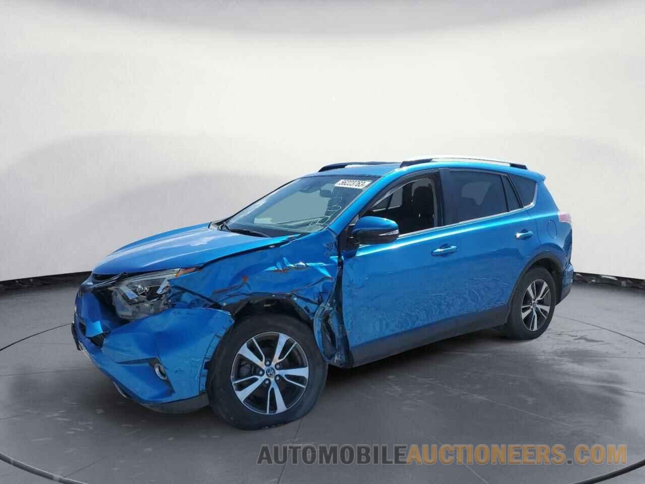 JTMRFREV1HJ165740 TOYOTA RAV4 2017