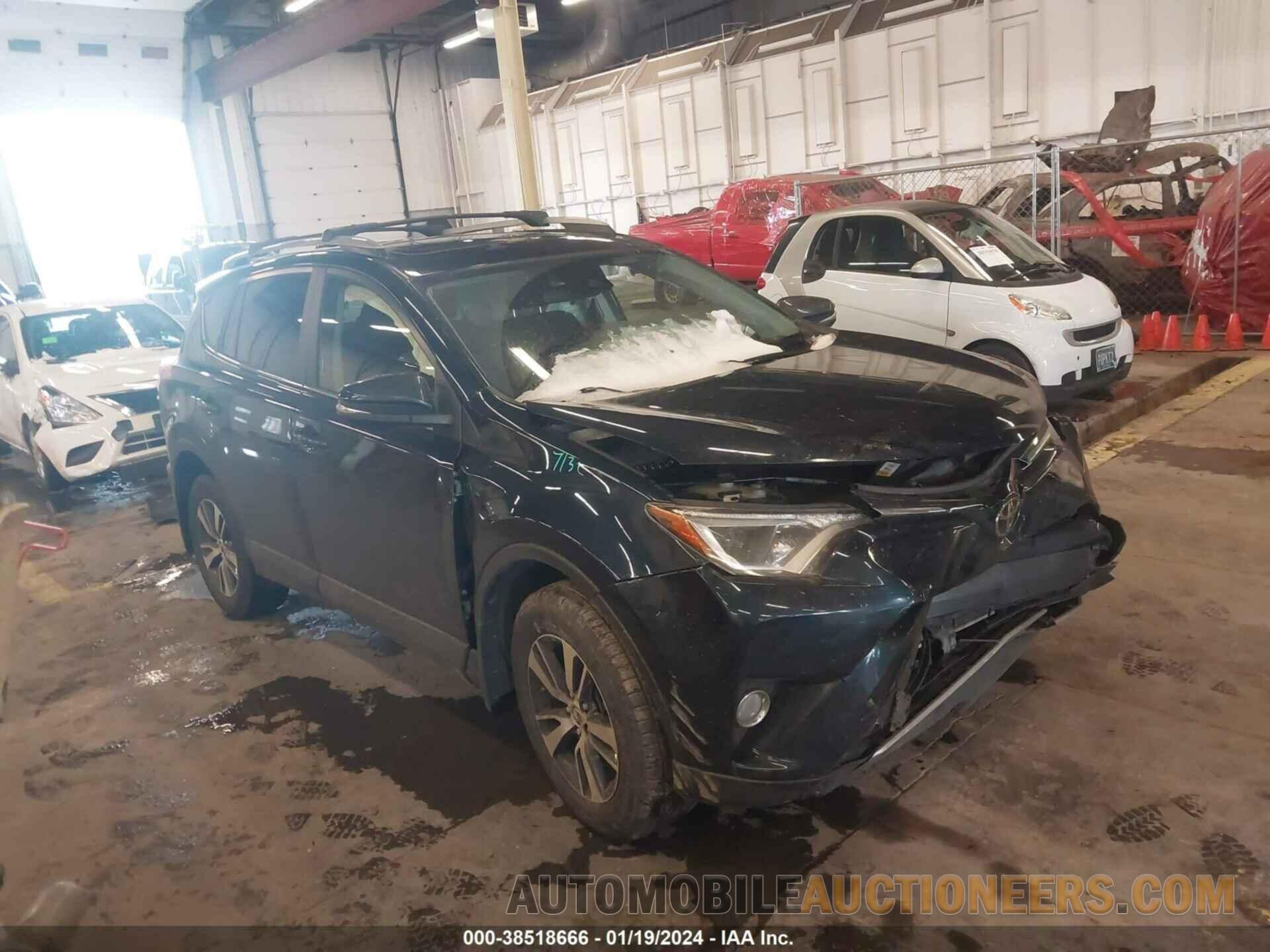 JTMRFREV1HJ709234 TOYOTA RAV4 2017