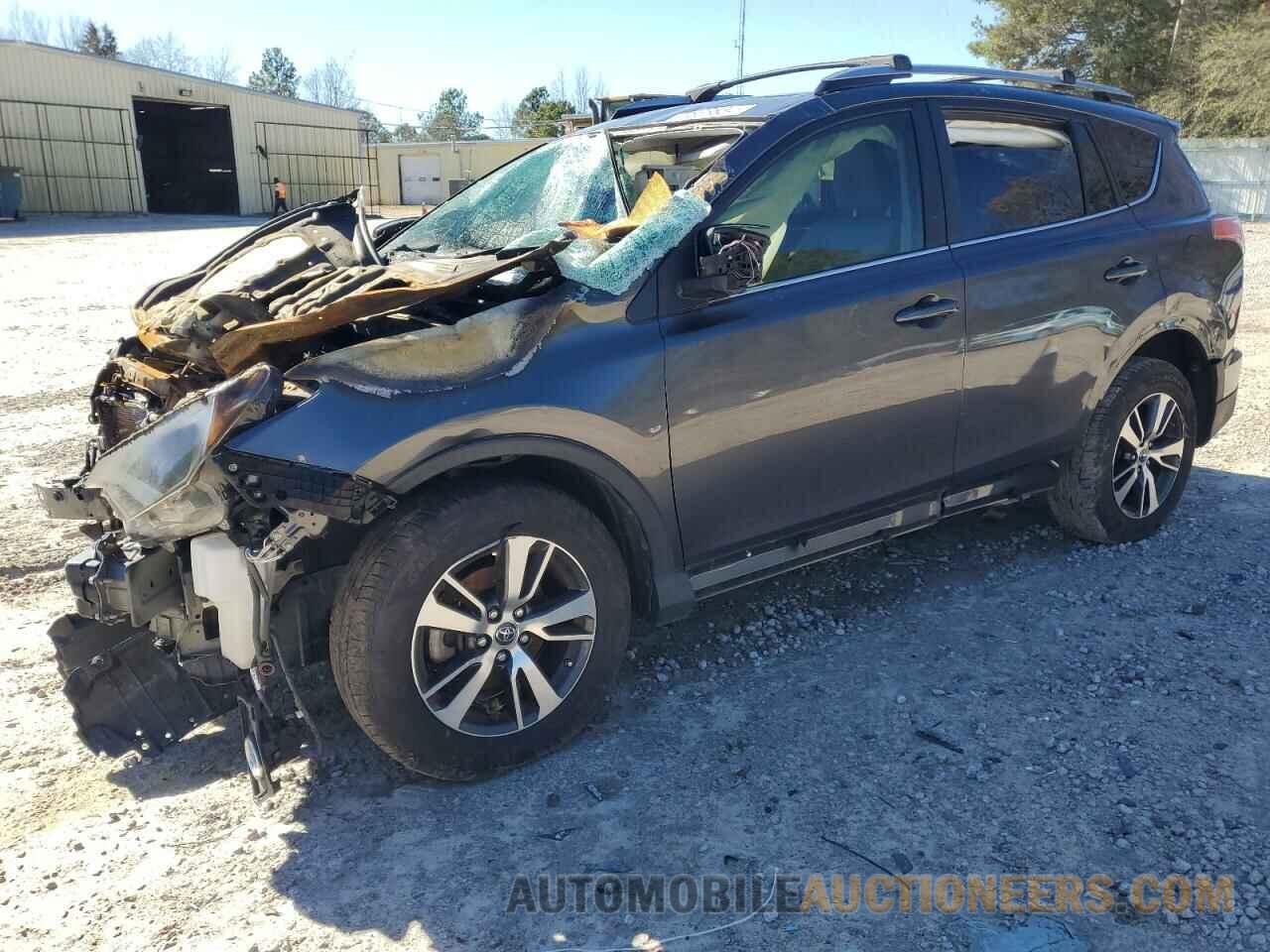 JTMRFREV1HJ716474 TOYOTA RAV4 2017