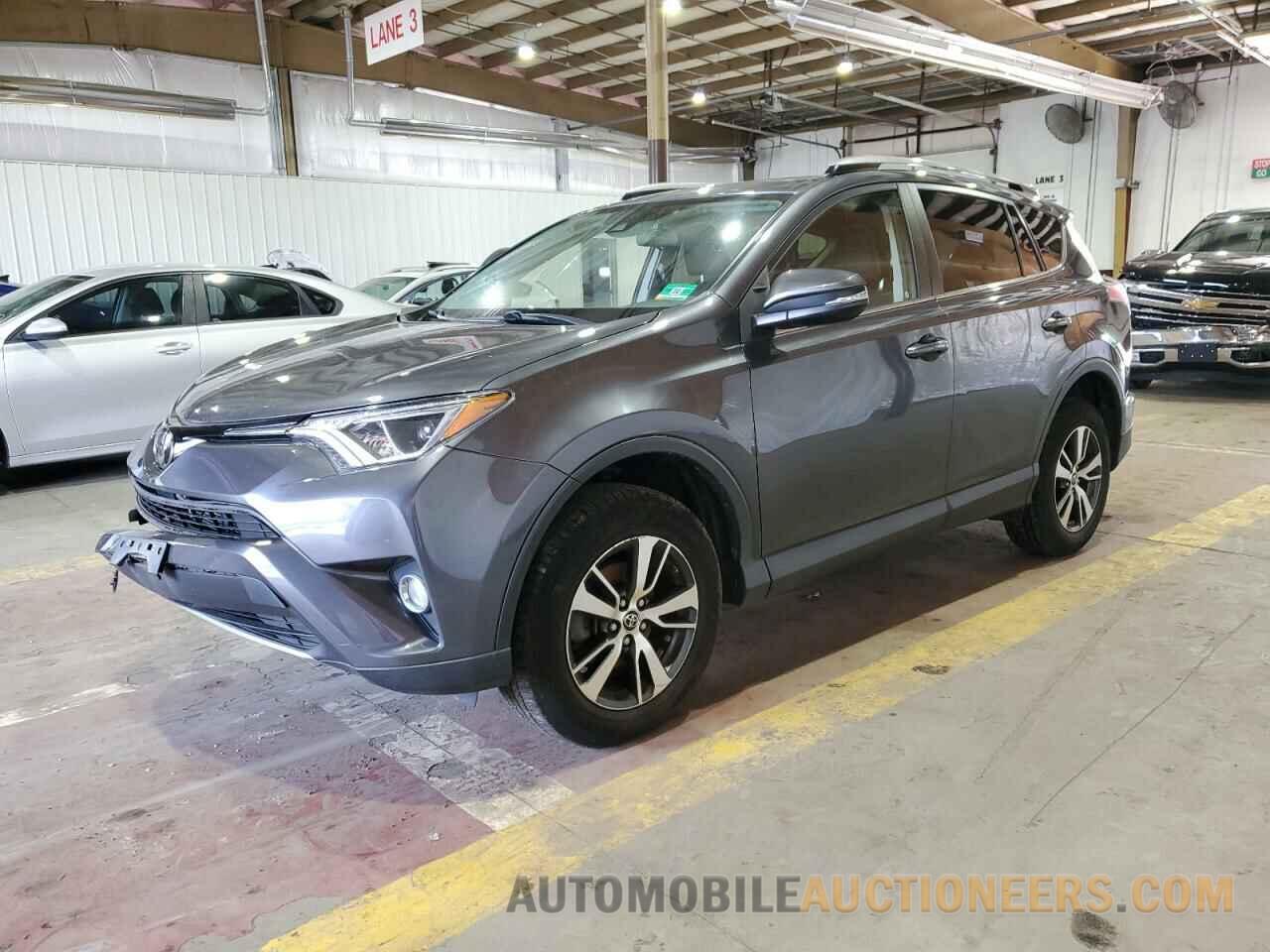 JTMRFREV1JD244930 TOYOTA RAV4 2018