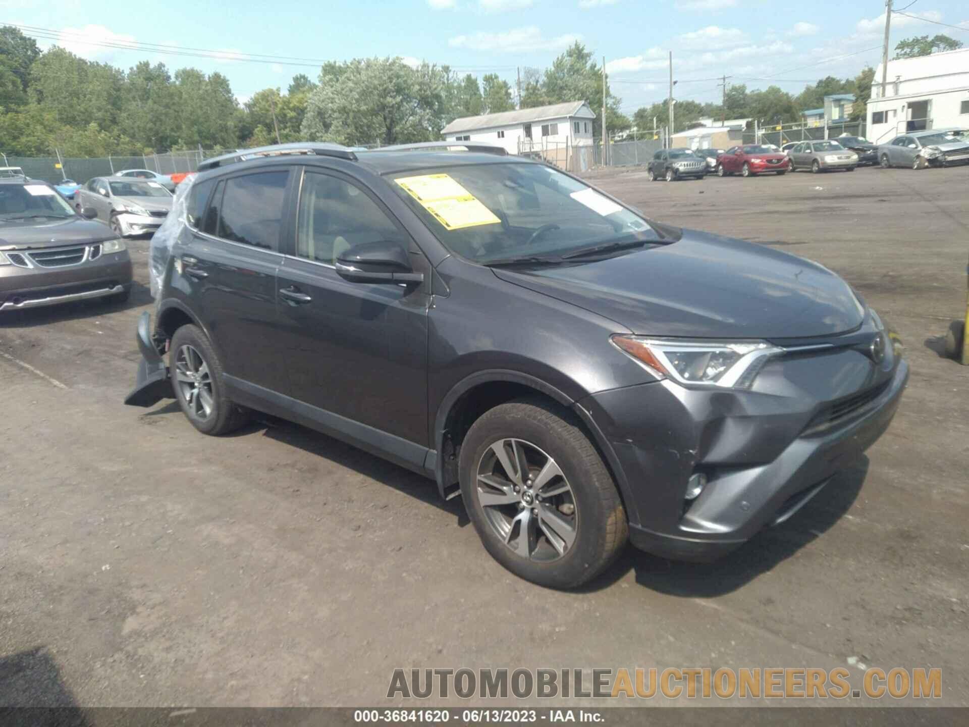 JTMRFREV1JD247052 TOYOTA RAV4 2018