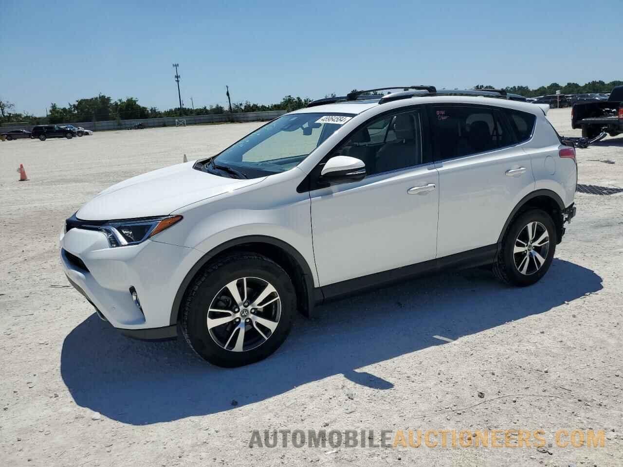 JTMRFREV1JD253210 TOYOTA RAV4 2018