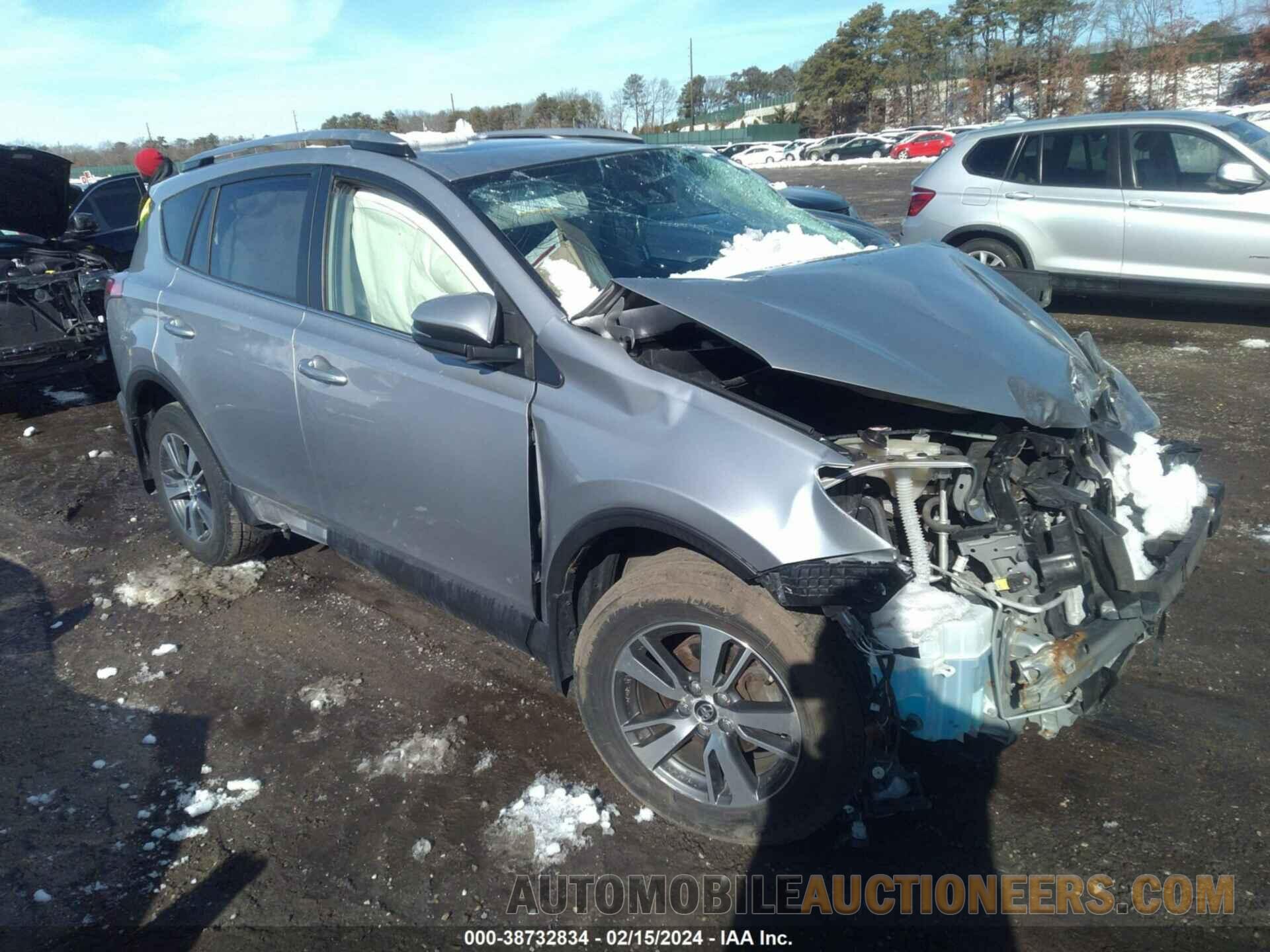 JTMRFREV1JJ190255 TOYOTA RAV4 2018