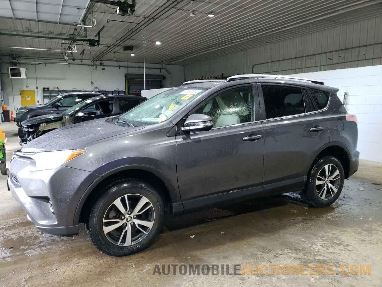 JTMRFREV1JJ191597 TOYOTA RAV4 2018