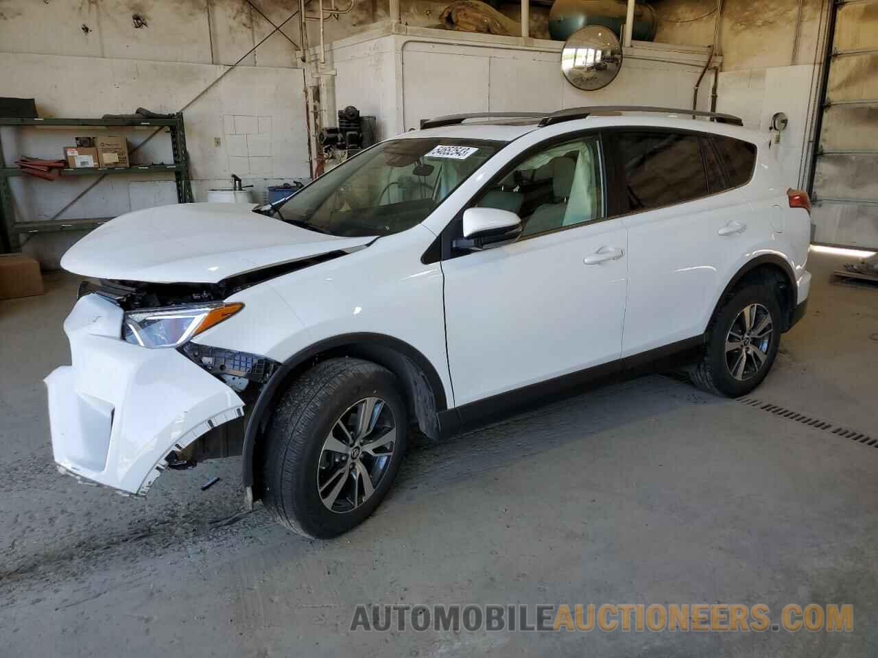 JTMRFREV1JJ192877 TOYOTA RAV4 2018