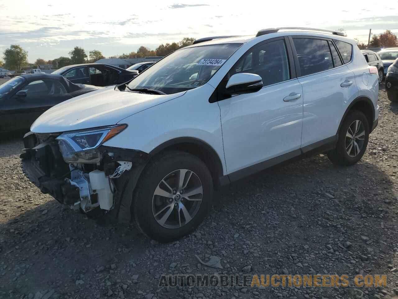 JTMRFREV1JJ195228 TOYOTA RAV4 2018