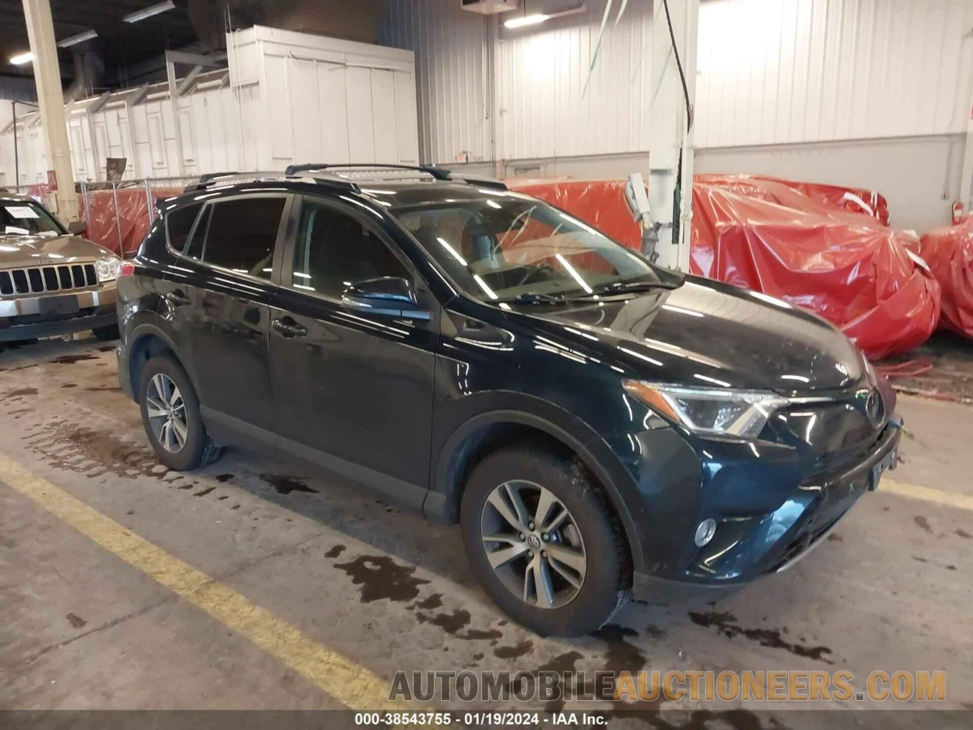 JTMRFREV1JJ223416 TOYOTA RAV4 2018