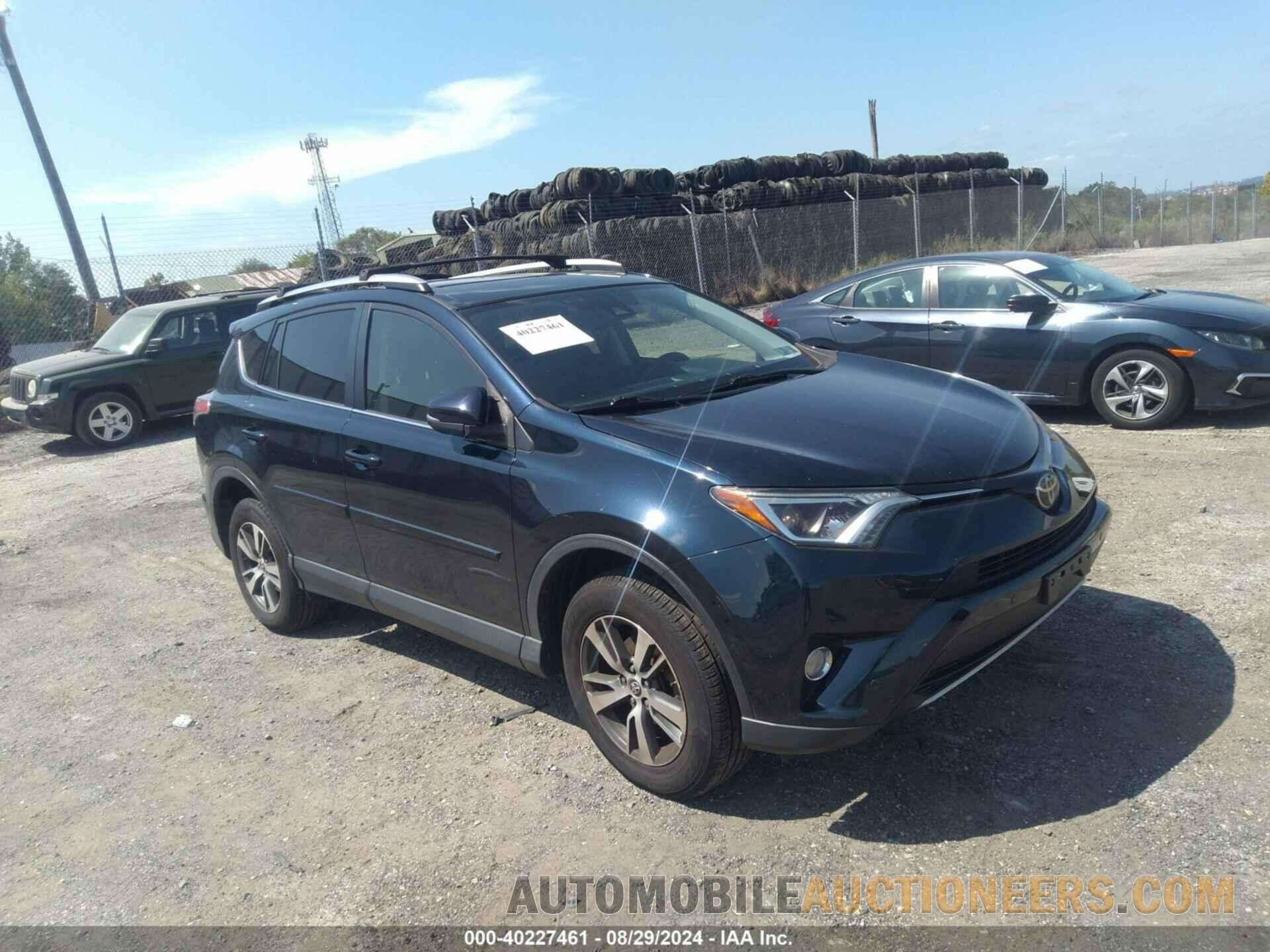 JTMRFREV1JJ252852 TOYOTA RAV4 2018