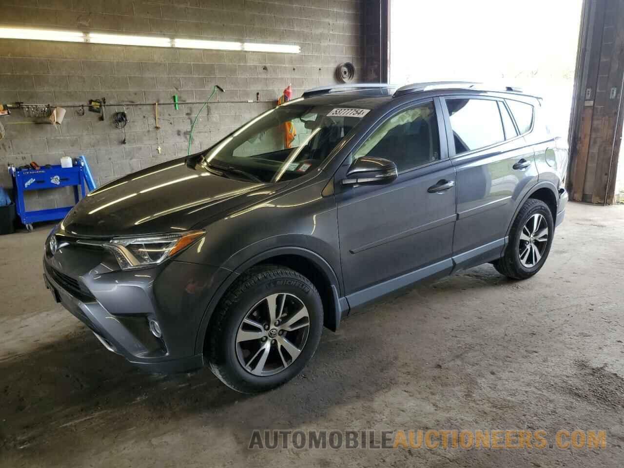 JTMRFREV2GD192197 TOYOTA RAV4 2016