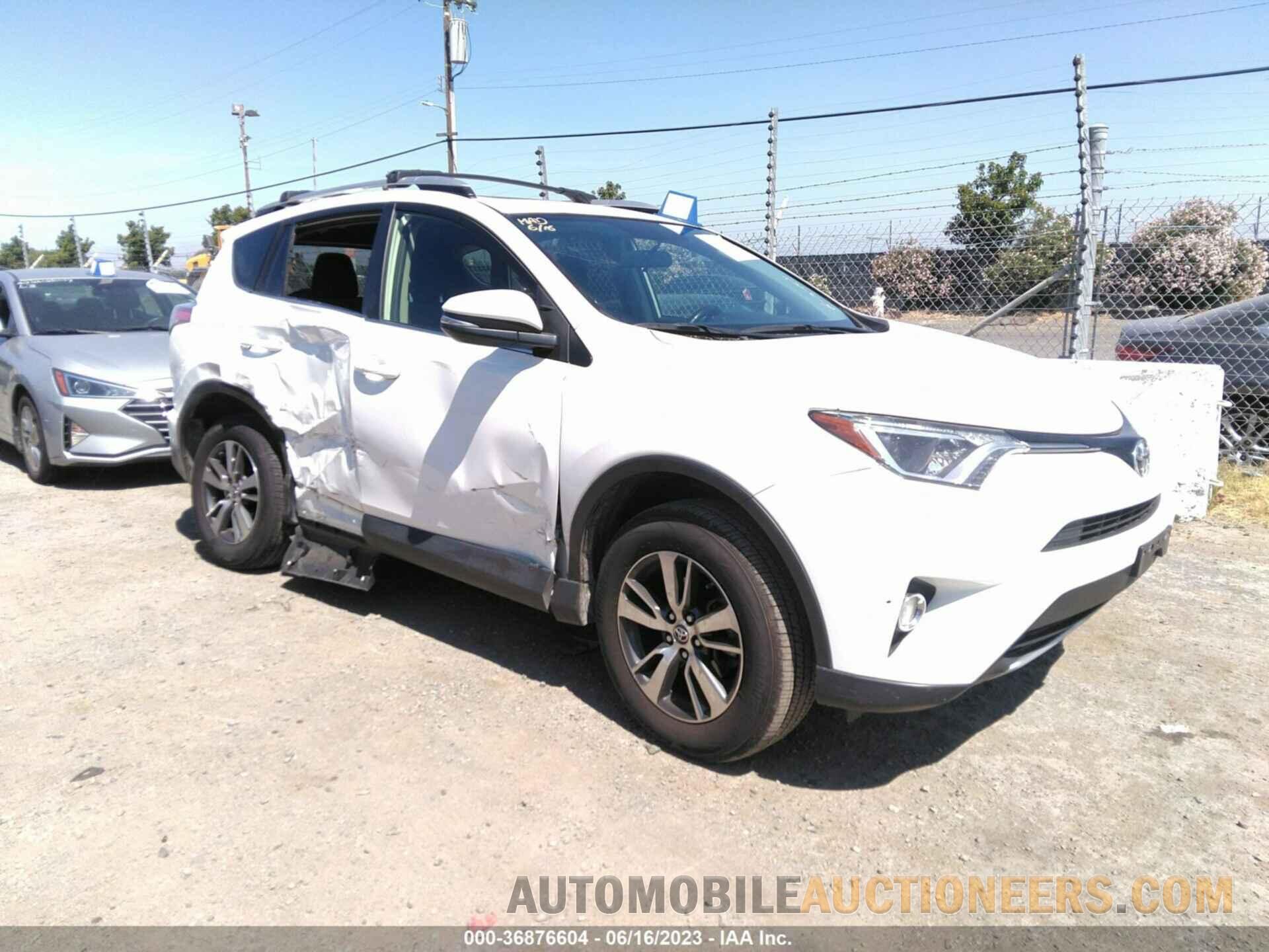 JTMRFREV2GJ055245 TOYOTA RAV4 2016