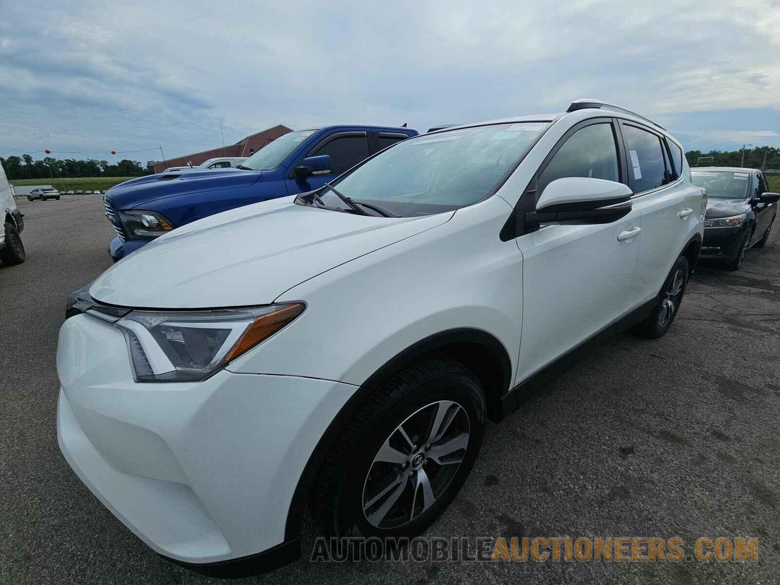 JTMRFREV2GJ087676 Toyota RAV4 2016