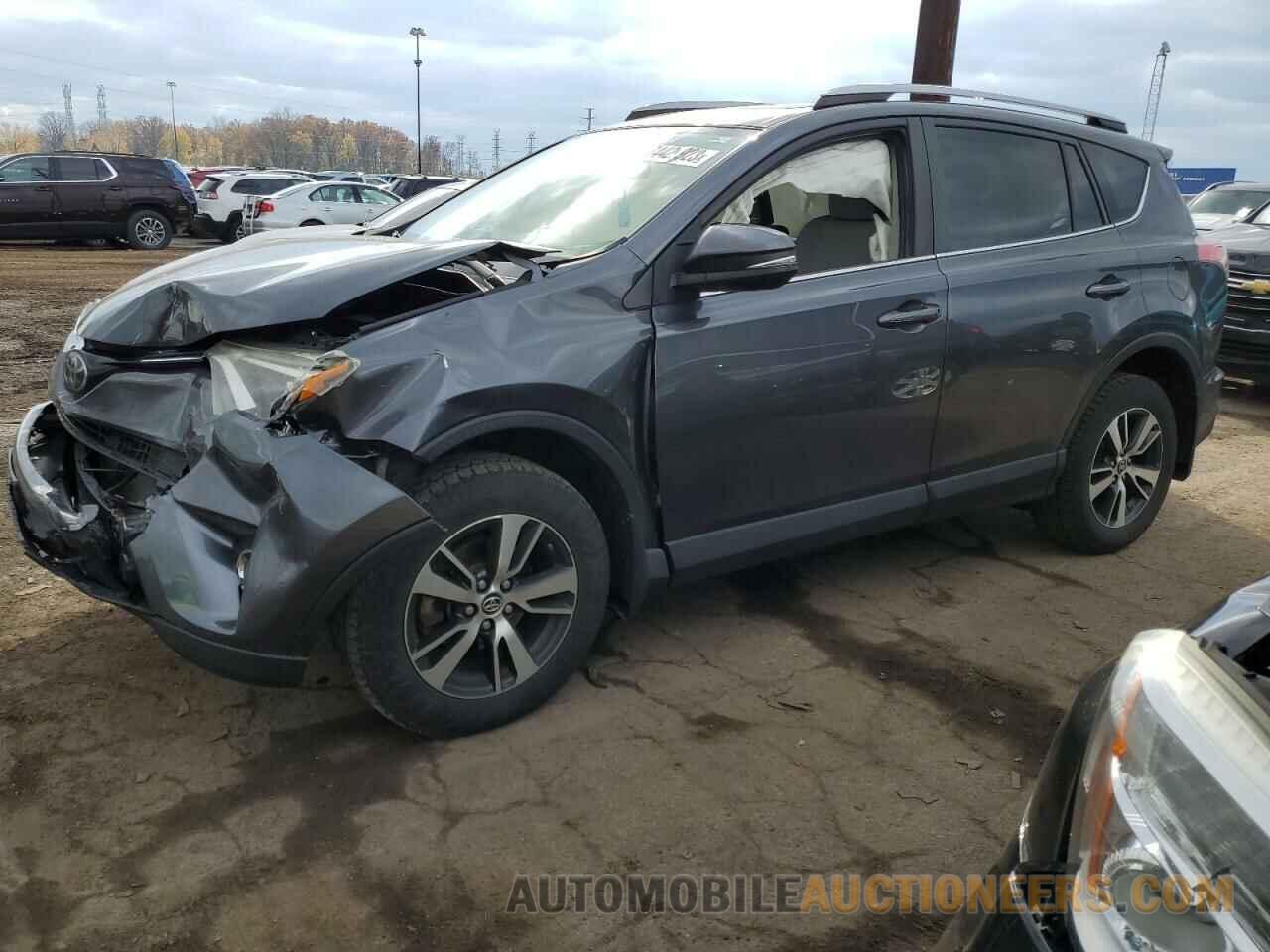 JTMRFREV2HD211266 TOYOTA RAV4 2017