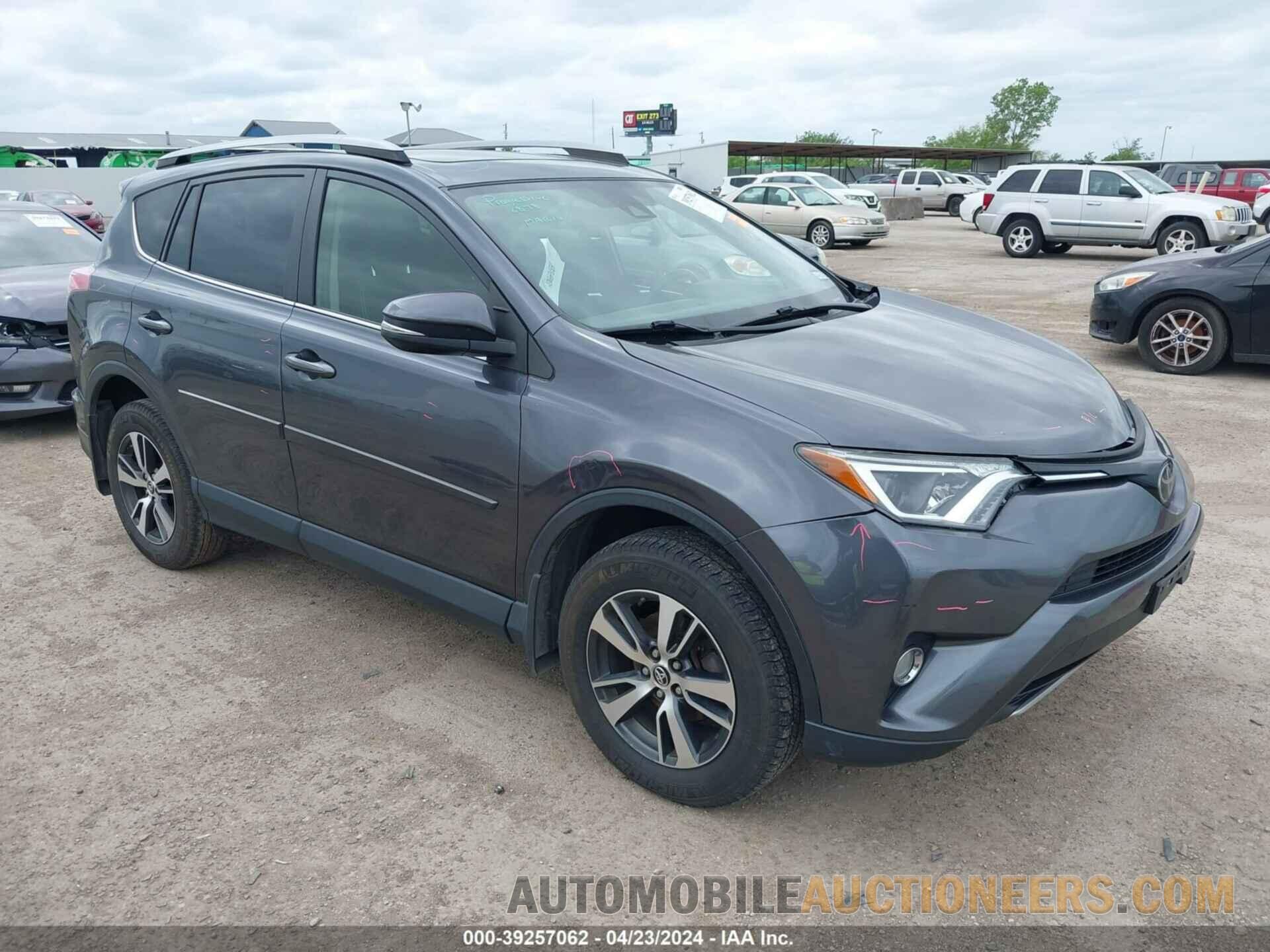 JTMRFREV2HD220422 TOYOTA RAV4 2017