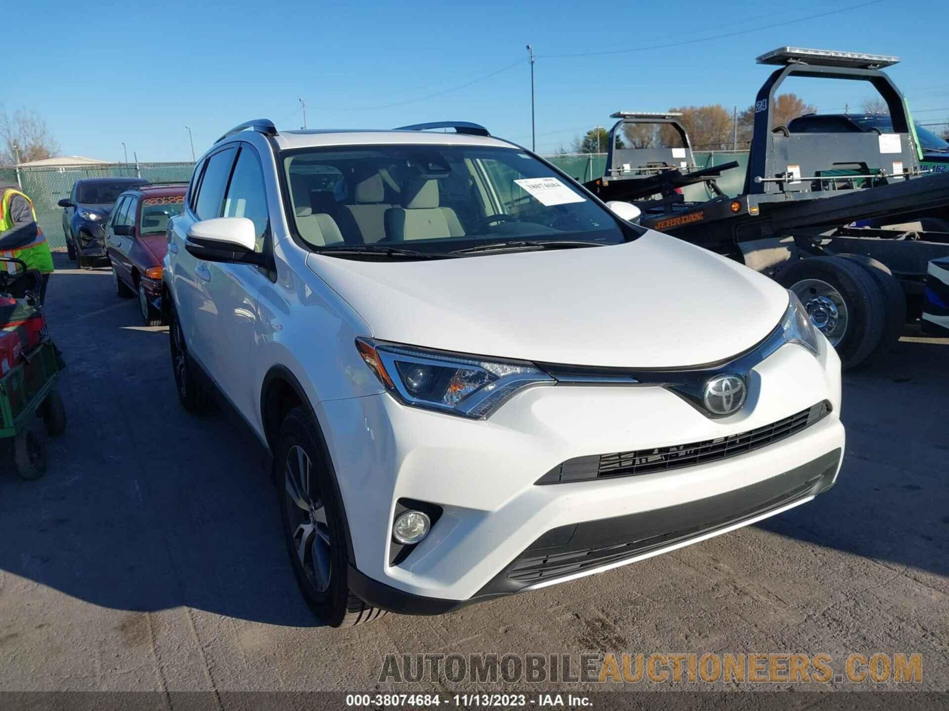 JTMRFREV2HJ109712 TOYOTA RAV4 2017