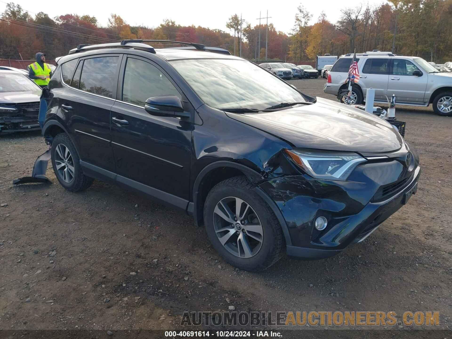 JTMRFREV2HJ168386 TOYOTA RAV4 2017