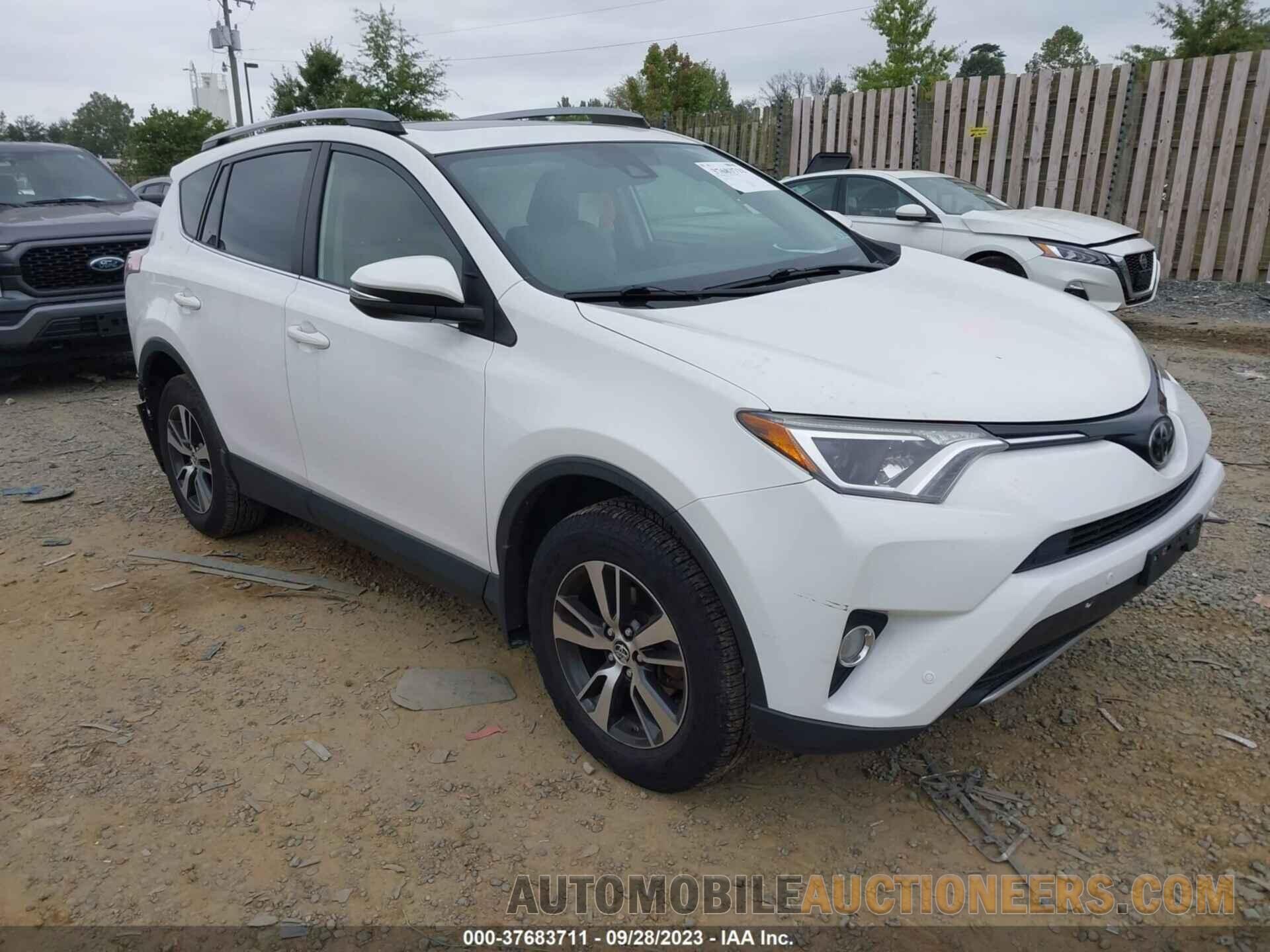 JTMRFREV2HJ706276 TOYOTA RAV4 2017