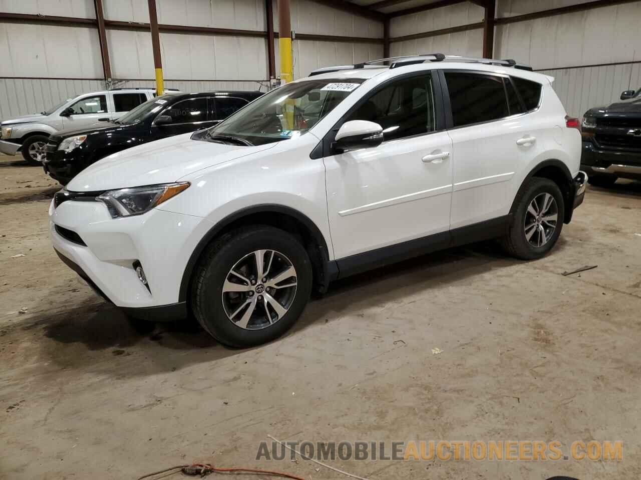 JTMRFREV2JD237694 TOYOTA RAV4 2018