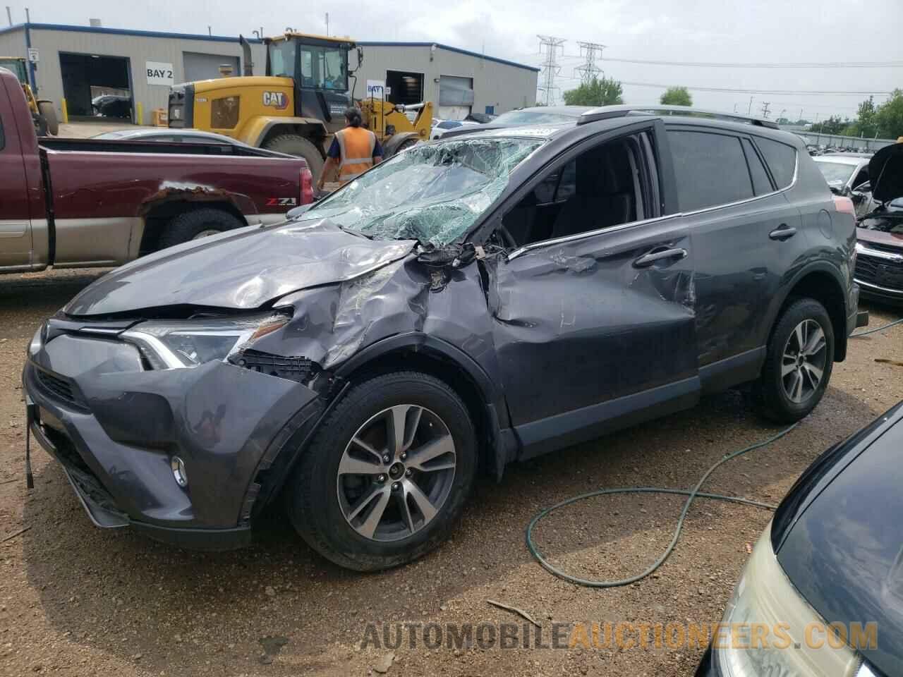 JTMRFREV2JJ214854 TOYOTA RAV4 2018