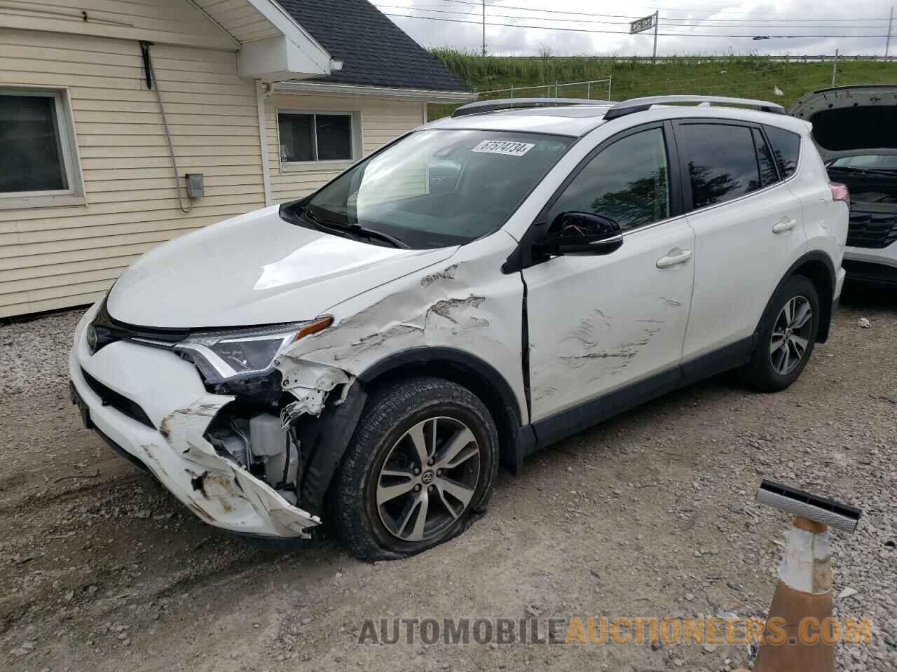 JTMRFREV2JJ256425 TOYOTA RAV4 2018