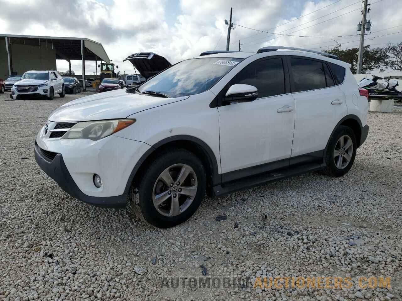 JTMRFREV3FD116843 TOYOTA RAV4 2015