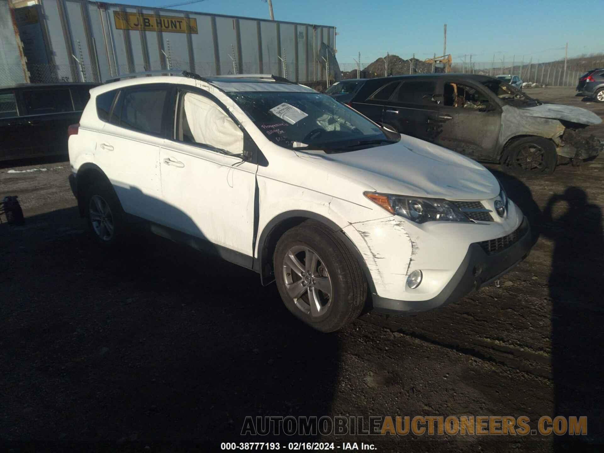 JTMRFREV3FD165864 TOYOTA RAV4 2015