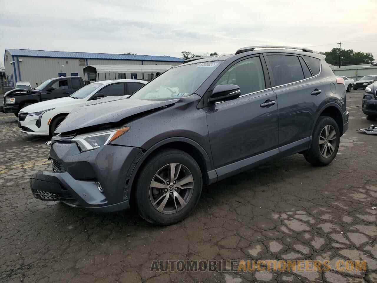 JTMRFREV3HD212023 TOYOTA RAV4 2017