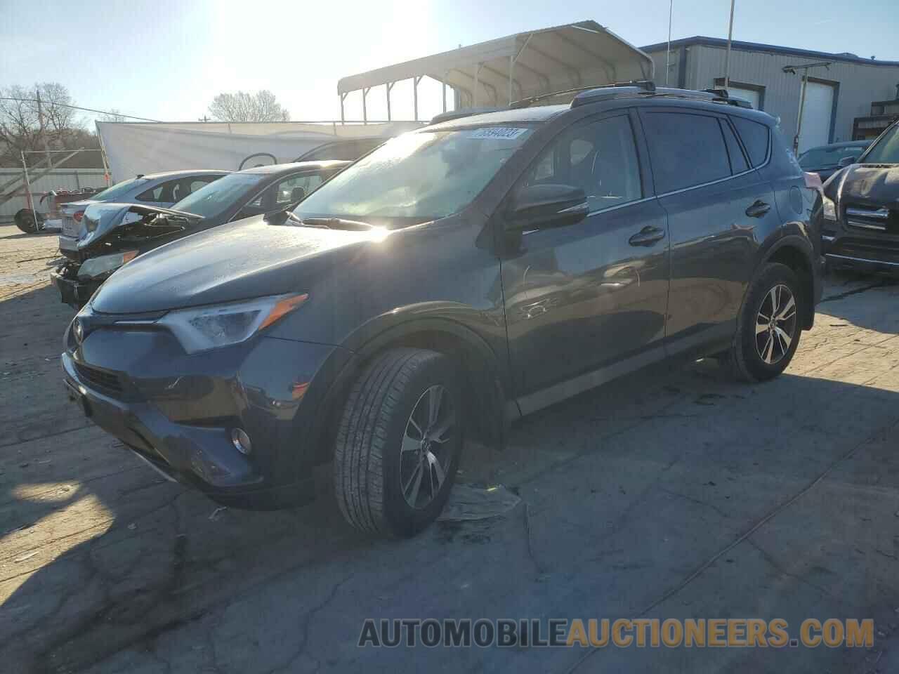 JTMRFREV3HJ133100 TOYOTA RAV4 2017