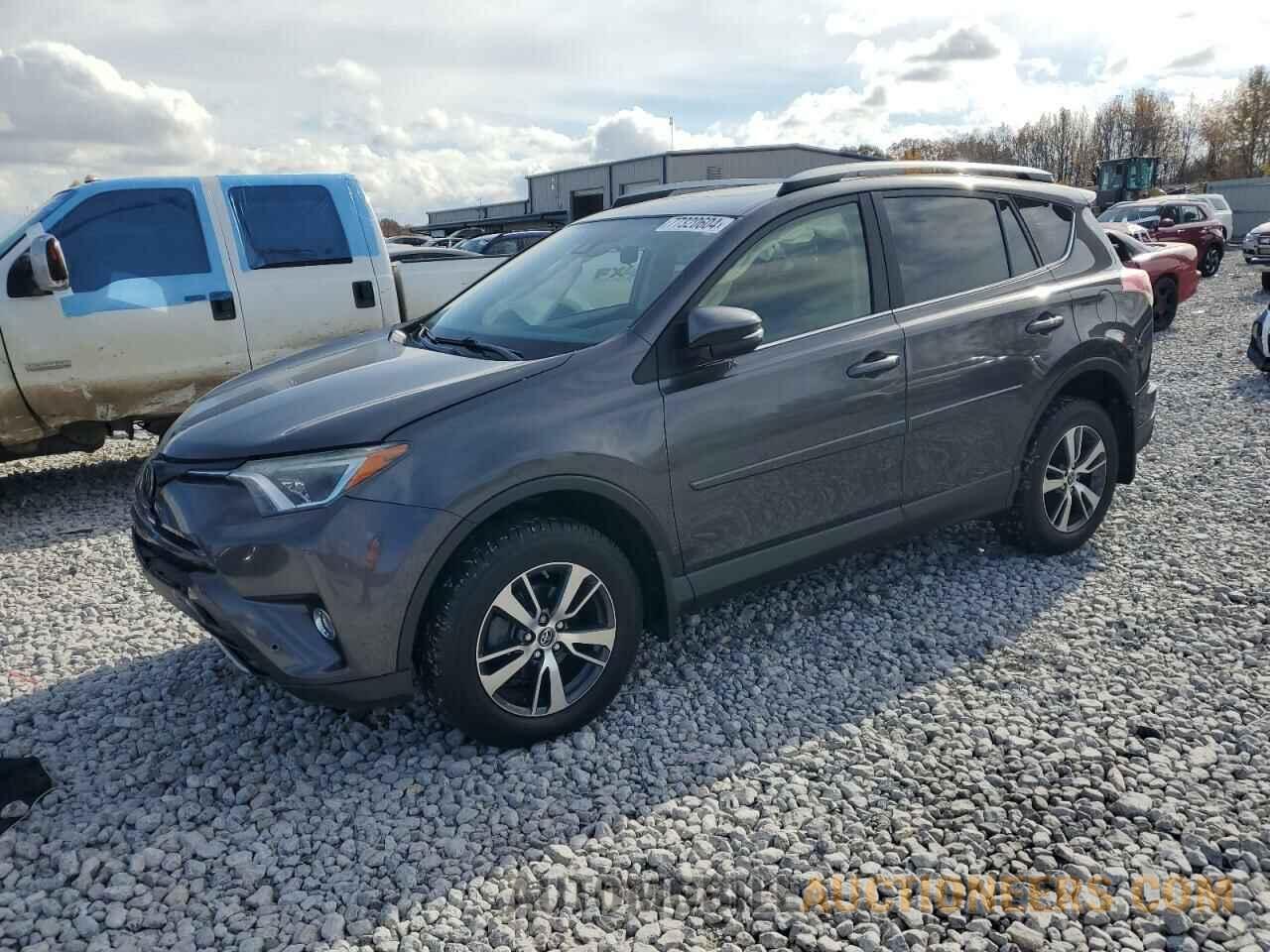 JTMRFREV3HJ703709 TOYOTA RAV4 2017