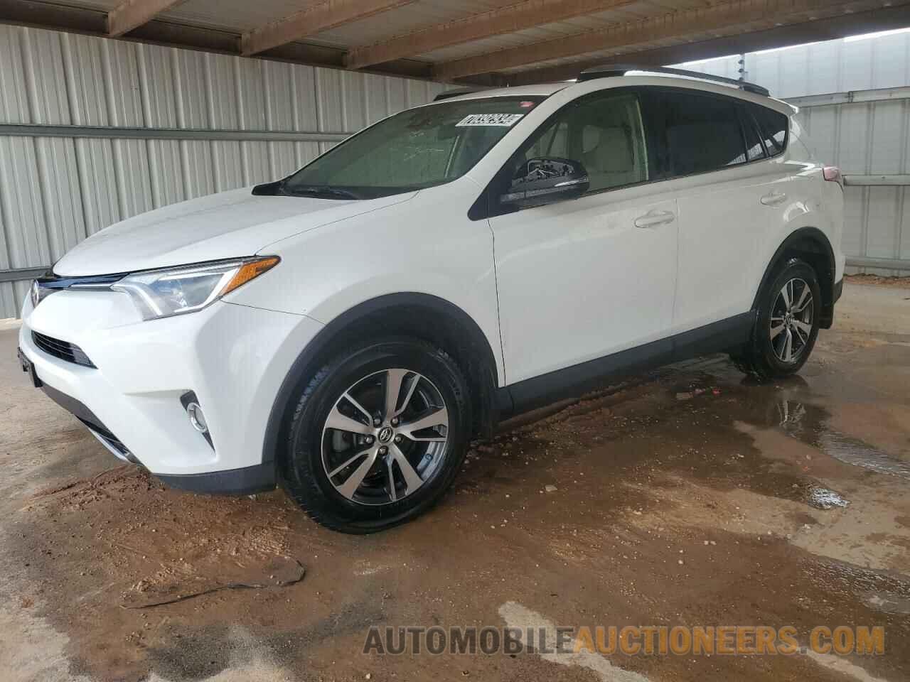 JTMRFREV3HJ709204 TOYOTA RAV4 2017