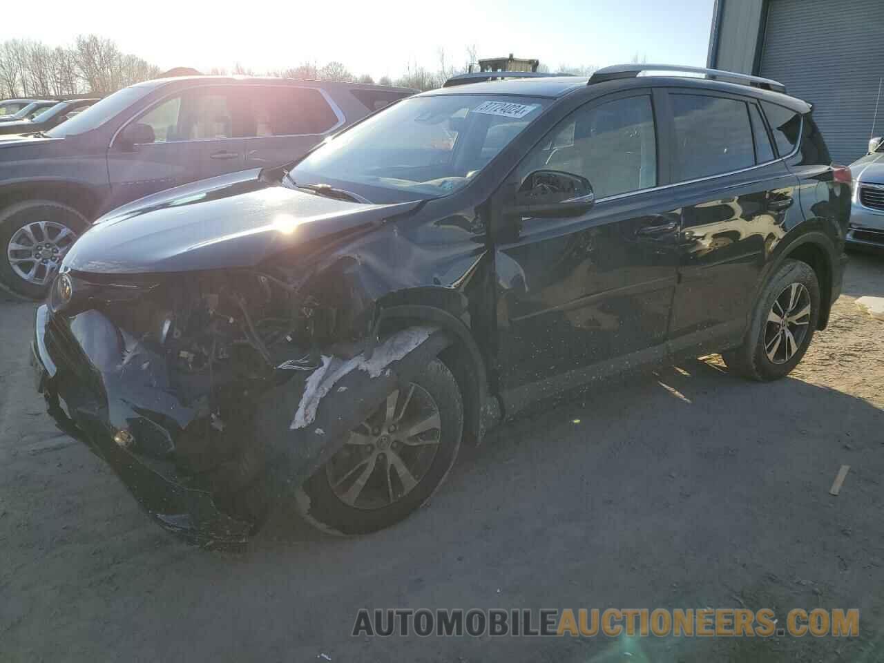 JTMRFREV3HJ713592 TOYOTA RAV4 2017