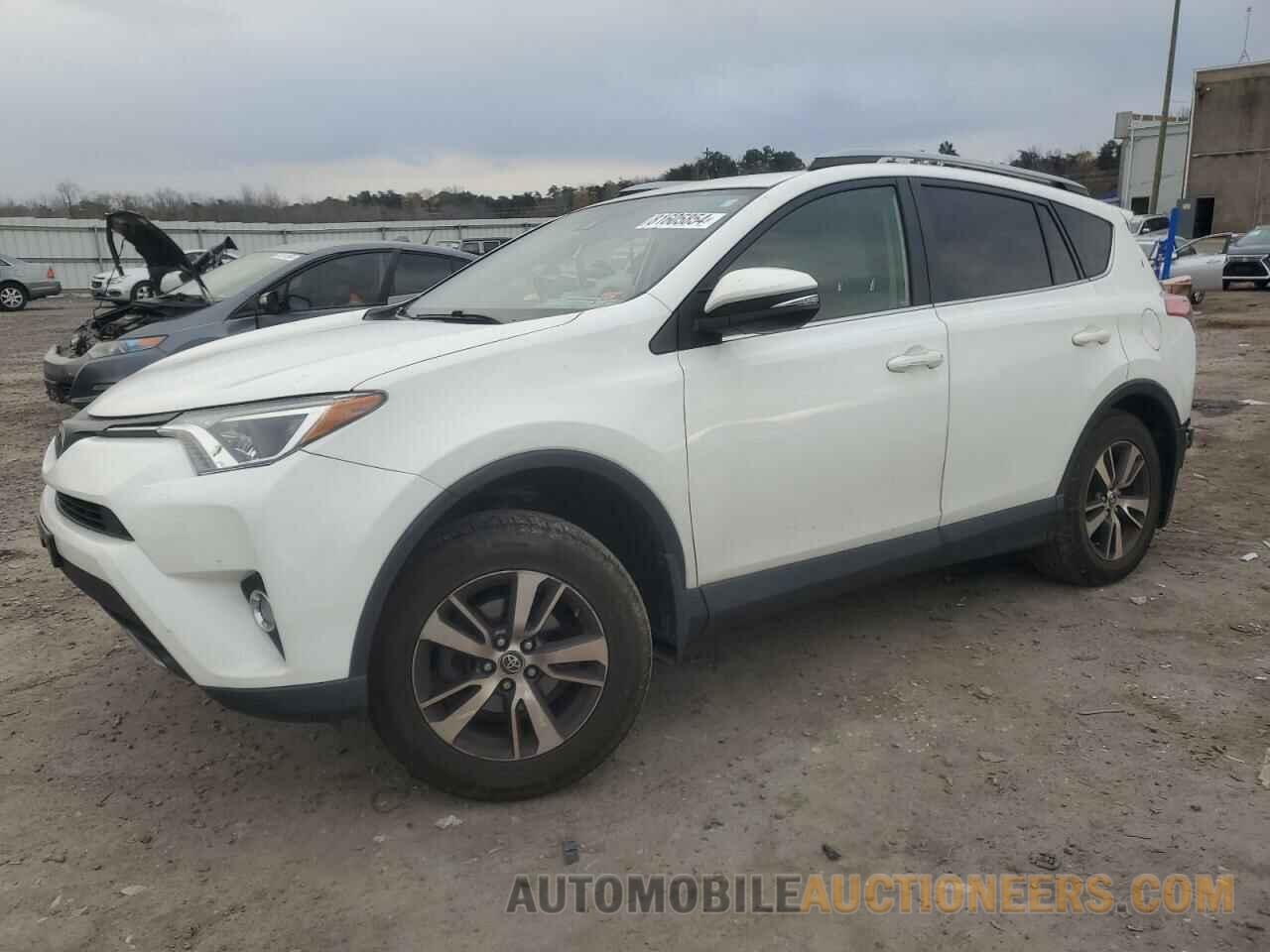 JTMRFREV3JD229488 TOYOTA RAV4 2018