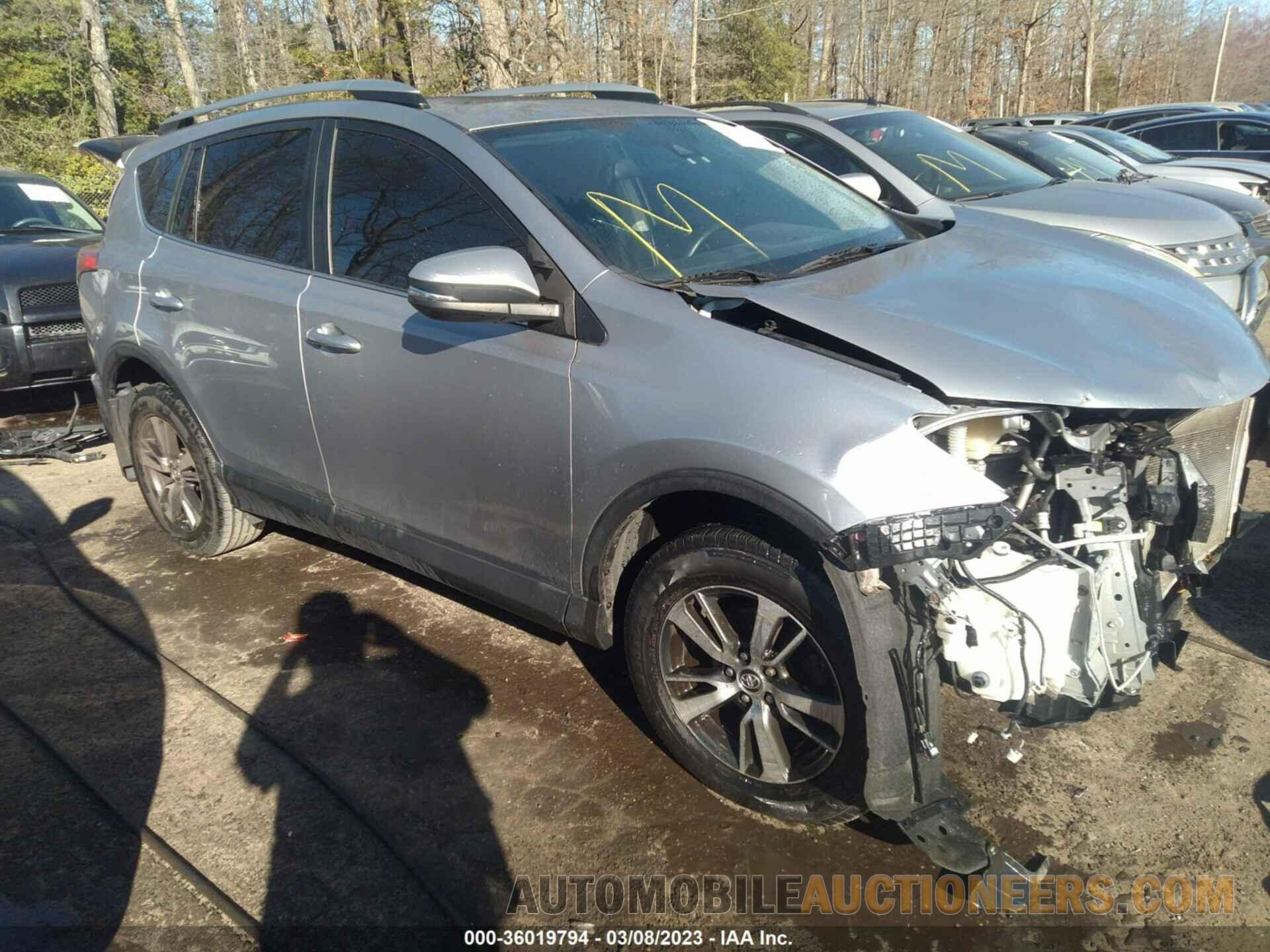 JTMRFREV3JD238563 TOYOTA RAV4 2018