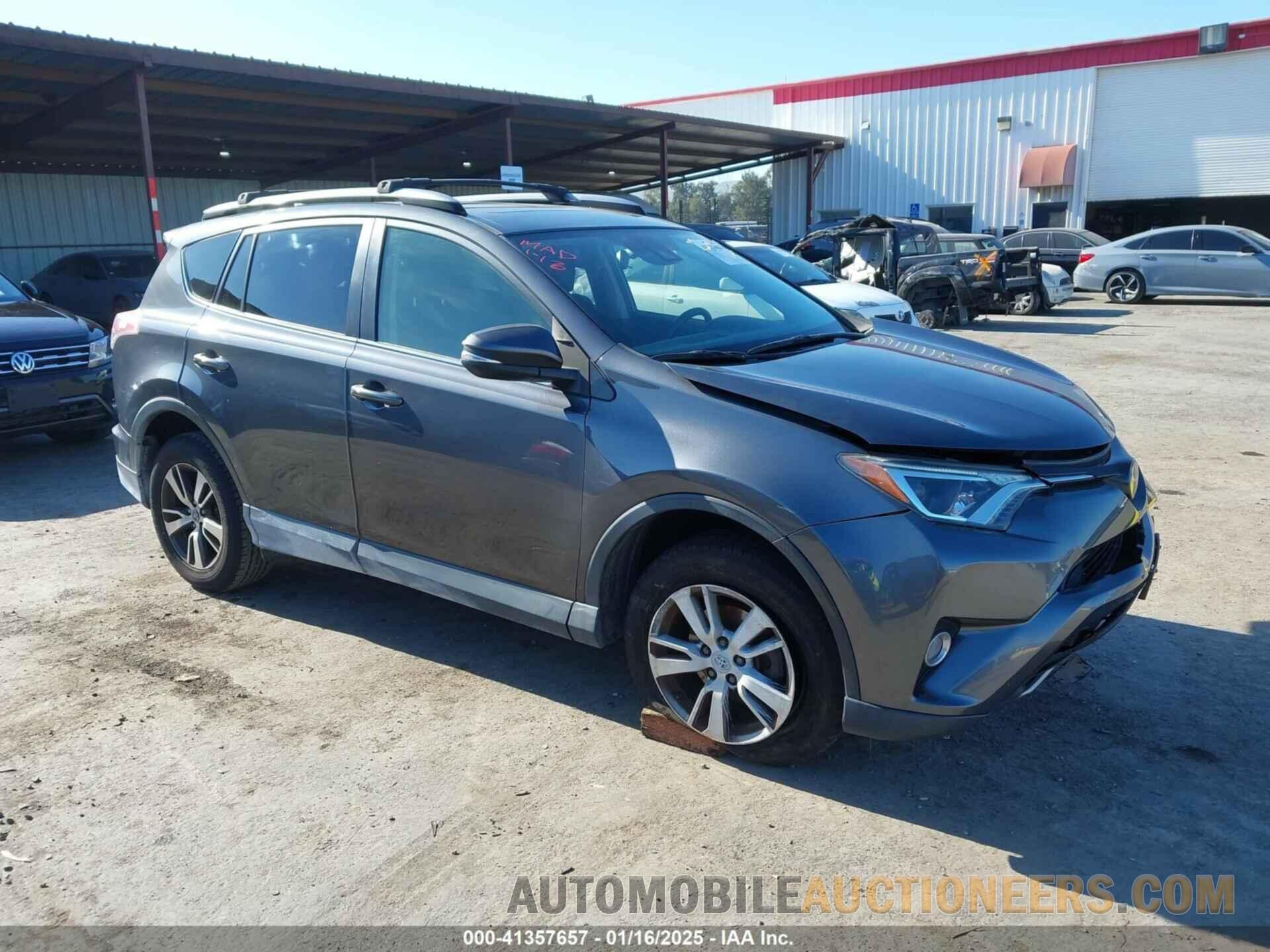 JTMRFREV3JD244427 TOYOTA RAV4 2018