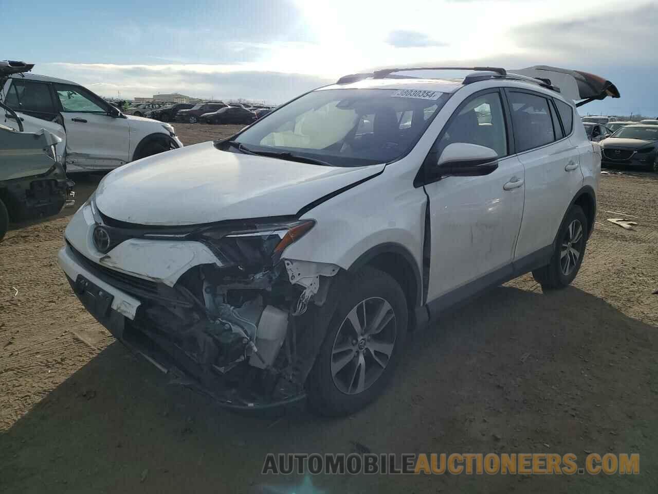 JTMRFREV3JJ195313 TOYOTA RAV4 2018